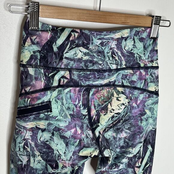 Lululemon Run Inspire Crop Iridescent Multi Womens Size 2 Capri Cropped Abstract - Picture 8 of 11